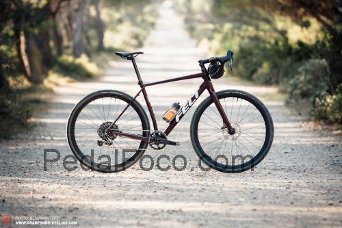 Felt Breed 20 ficha tecnica
